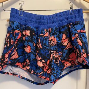 Lululemon track that running shorts